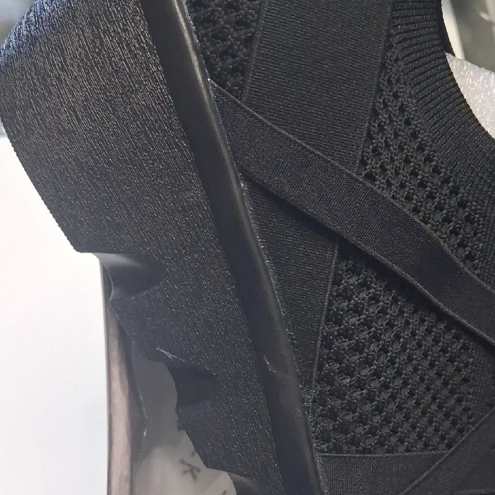 Bernie Mev Black Woven Slip-On Flats - Picture 4 of 7